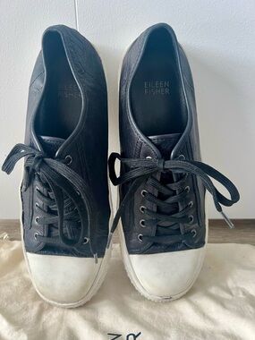 Eileen Fisher Women’s Black Leather Lace-Up Sneakers with White Toe
